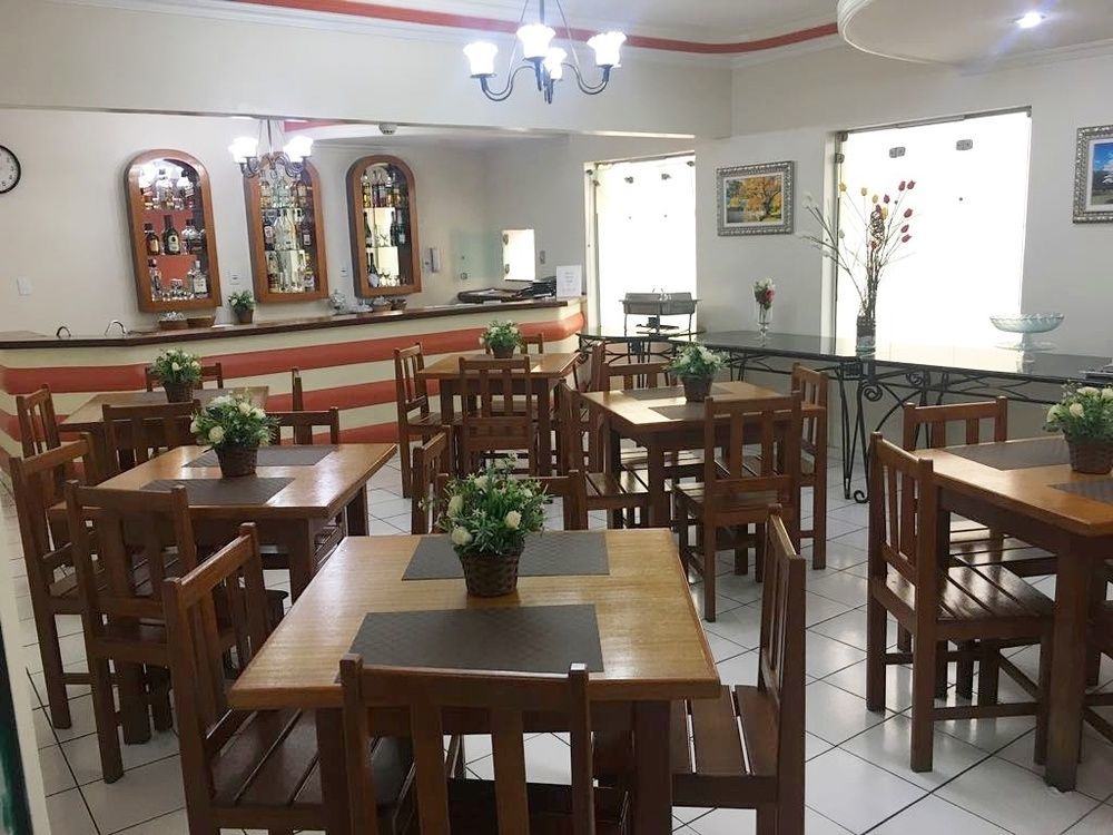 Ipe Guaru Hotel جوارولوس المظهر الخارجي الصورة